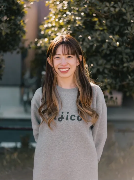 スタッフ０２